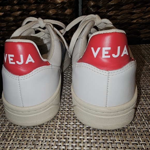 Veja White and Navy Sneakers with Red Accents - Picture 2 of 4